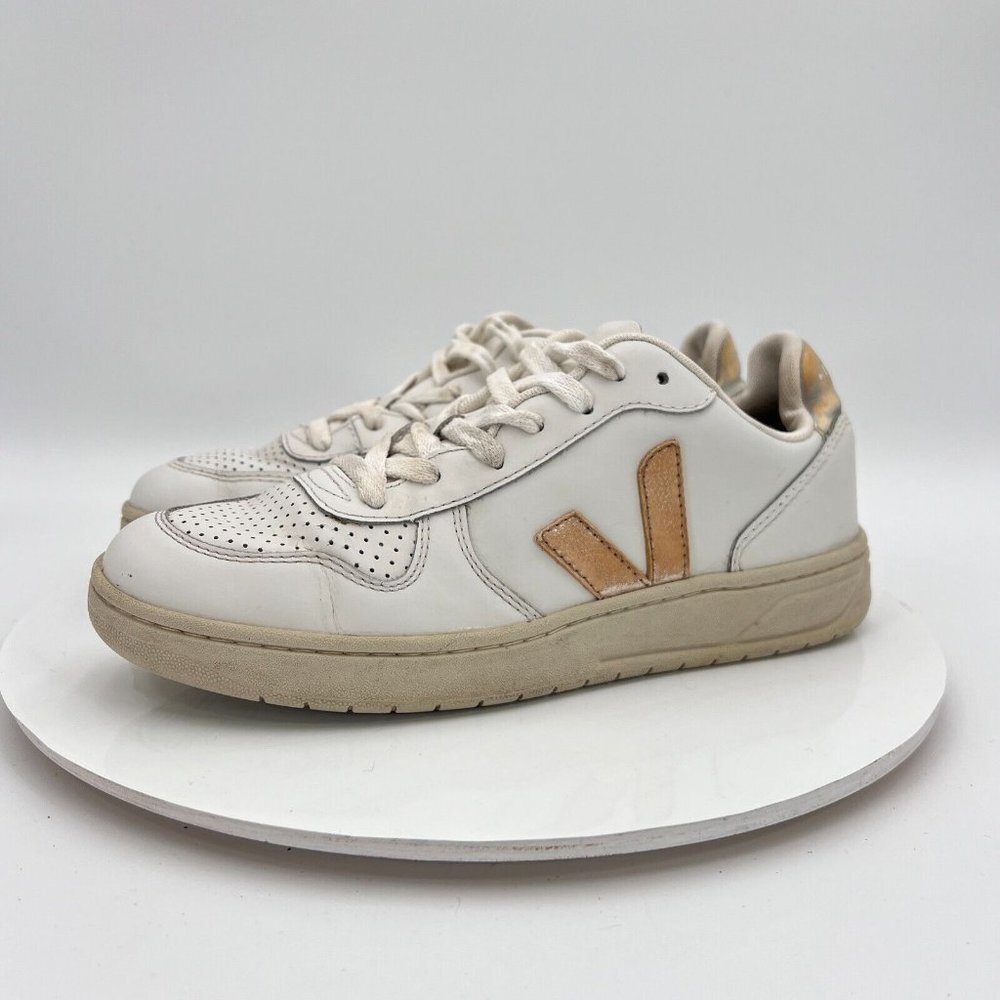 Veja V-10 Women Size 8 Extra White Camel V Logo Leather Training Casual Shoes